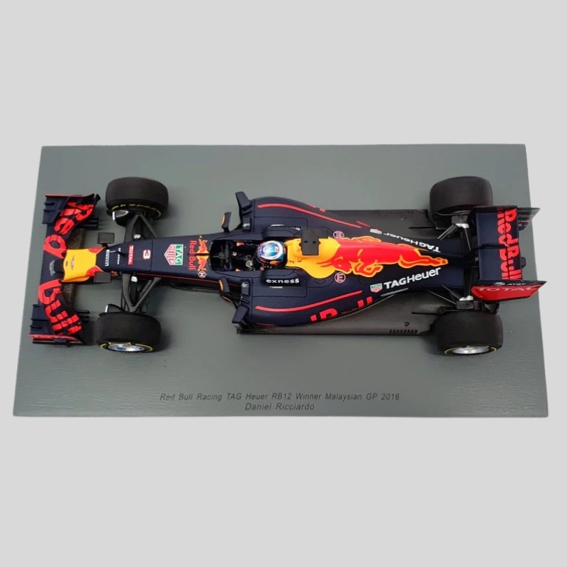 Red Bull Racing Tag Heuer RB12 D.Ricciardo – Winner Malaysian GP GP2016