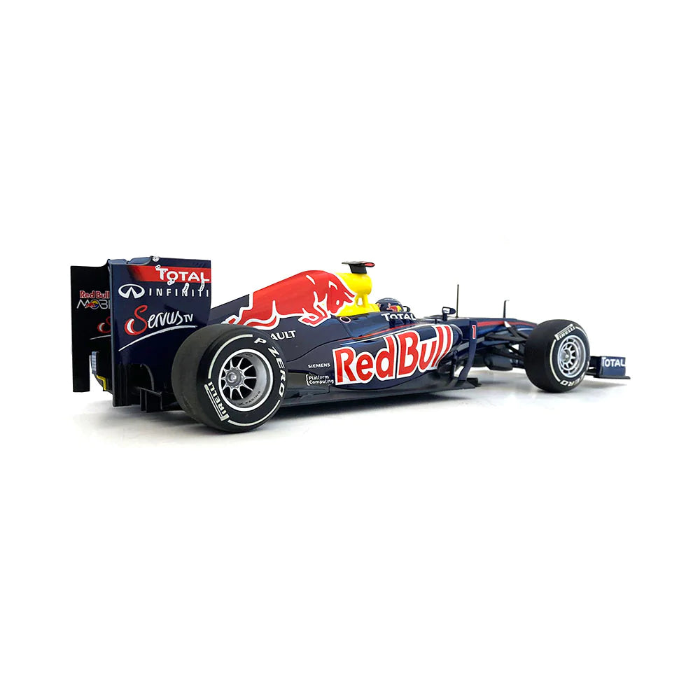 Red Bull Racing Renault RB7 Vettel 2011